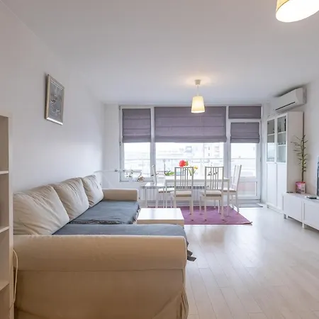 Sunny 1- Bdr In Banishora District 아파트 소피아