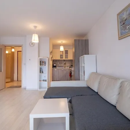 Sunny 1- Bdr In Banishora District Appartement *